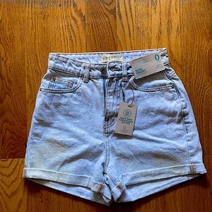 BRAND NEW HIGH WAIST DENIM MOM SHORTS